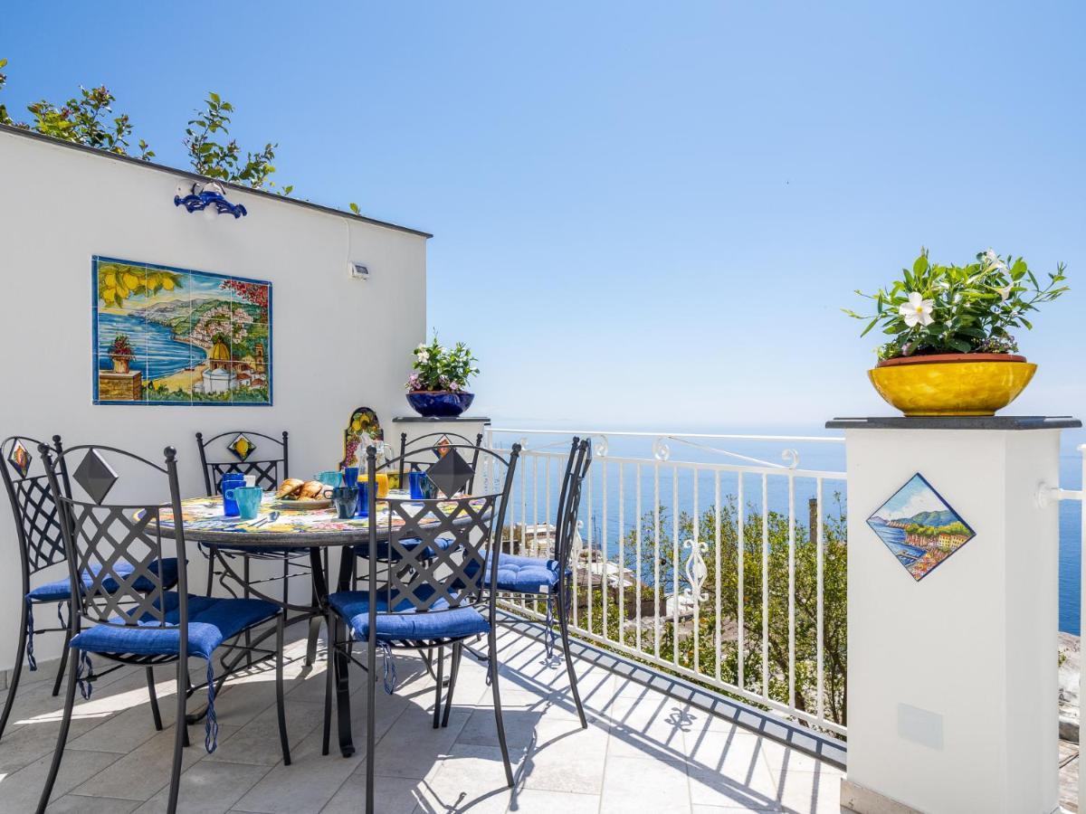 Ferienwohnung Blue Waves - De Vivo Realty Positano Exterior foto