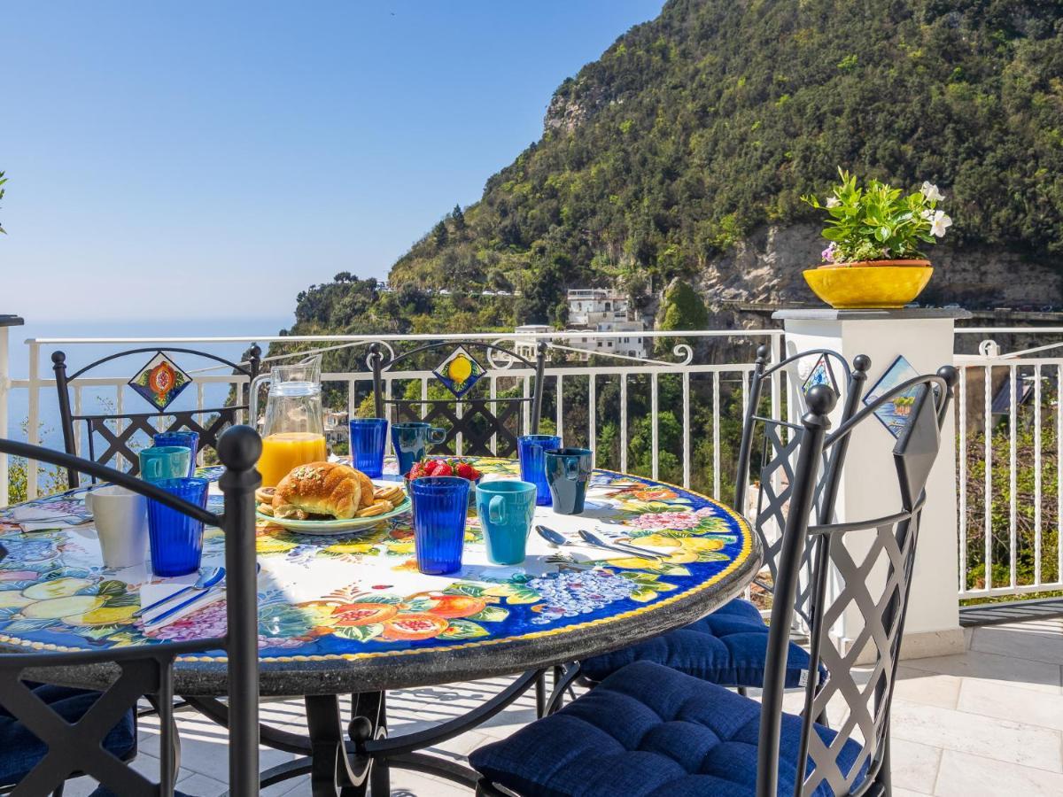 Ferienwohnung Blue Waves - De Vivo Realty Positano Exterior foto